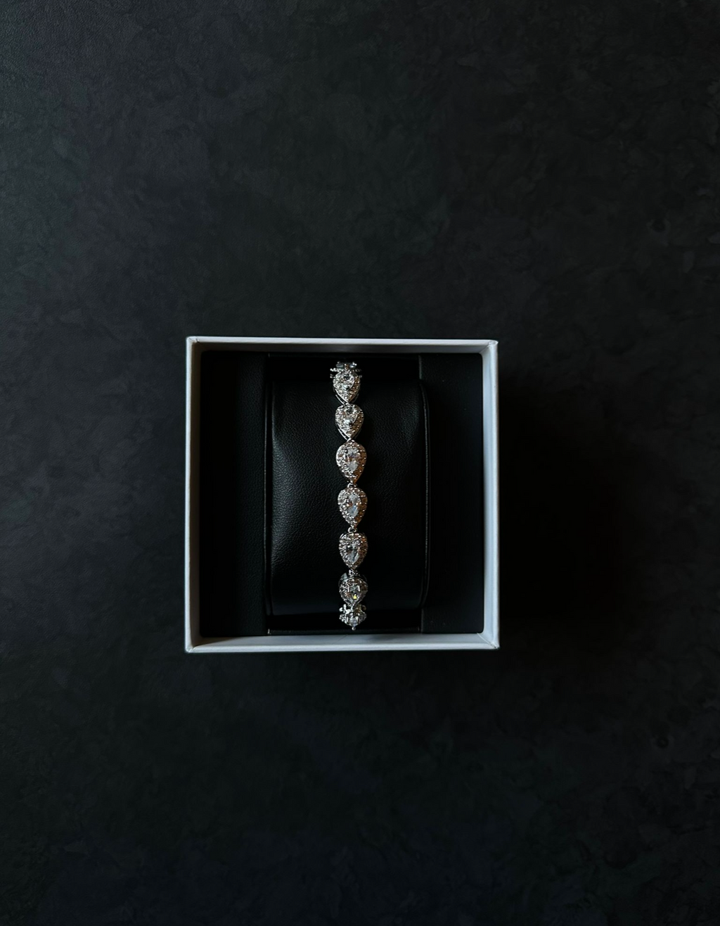 ROYALE TEAR DROP BRACELETS