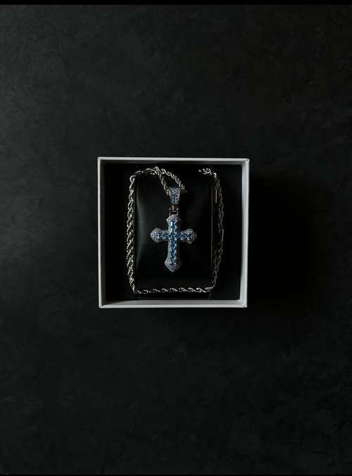 ROYAL SHINE CROSS NECKLACE