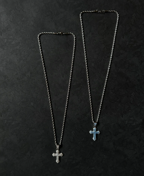 ROYAL SHINE CROSS NECKLACE